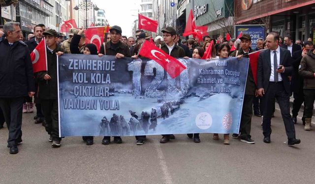Van’da donarak şehit düşen 120 kahraman çocuk anıldı