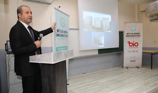Bitlis’te anlamlı konferans: 6 Şubat ve deprem gerçeği bilimle ele alındı