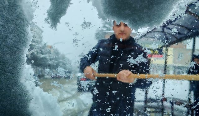 Bitlis’te hava sıcaklığı eksi 13 dereceye düşebilir