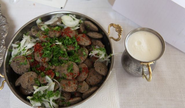 Ahlatlı yazar Gülsar, ramazanın 2. gün menüsünü paylaştı