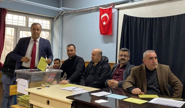 Hizan Esnaf ve Sanatkârlar Odası Başkanlığını Selami Kaplan Kazandı