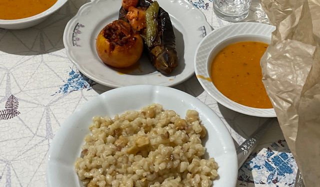 Tatvan’da İftar Sofralarında Geleneksel “Bitlis Keşkeği” Yerini Aldı