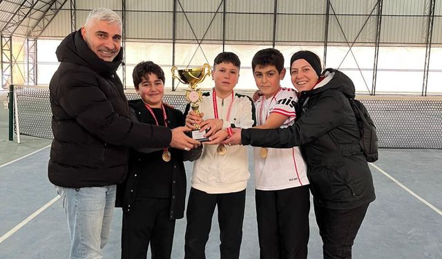 Okul sporları tenis yıldız kız-erkek il müsabakaları sona erdi