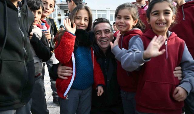 Ağrı Emniyet Müdürü Önder, öğrencilere polislik mesleğini anlattı