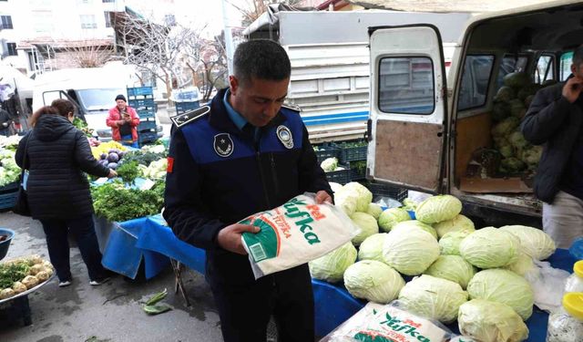 Battalgazi'de pazarlarda zabıta denetimi yapıldı