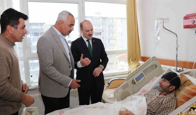 Bayramda hastalara moral ziyareti
