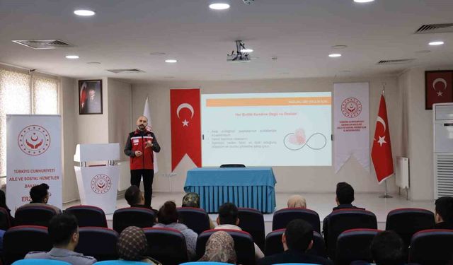 Evlenecek gençlere yönelik eğitimler devam ediyor