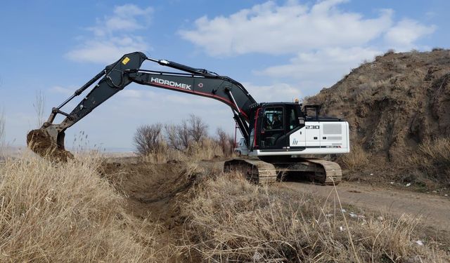 Iğdır’da sulama kanalları tarıma hazır hale getirildi