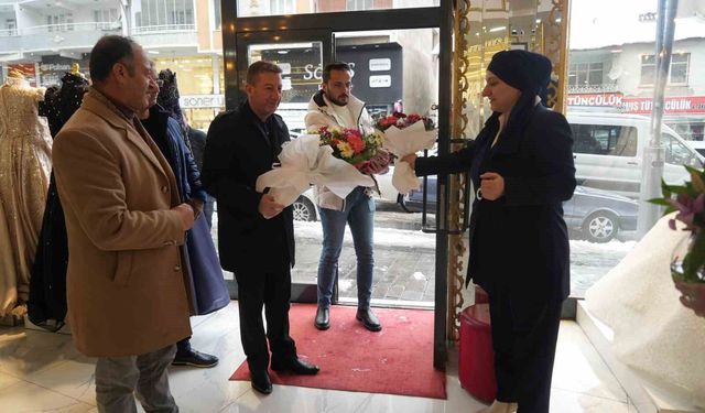 Muş’ta evlenecek çiftlere destek kampanyası