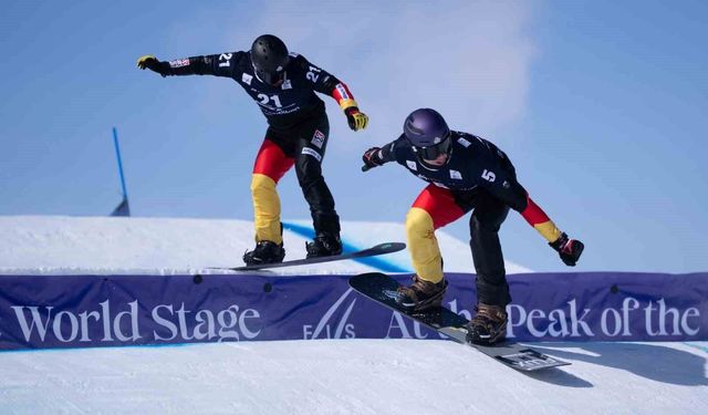 Snowboard Cross World Cup yoğun katılımla tamamlandı