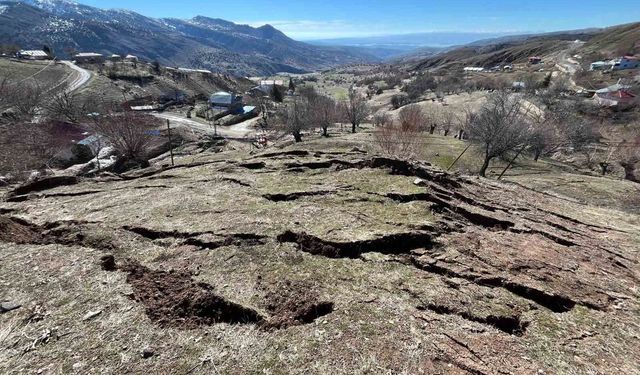 Tunceli’de artan yağışlar heyelan endişesini artırdı