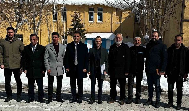 Yüksekova Yeni Sanayi Sitesi için kritik toplantı gerçekleştirdi