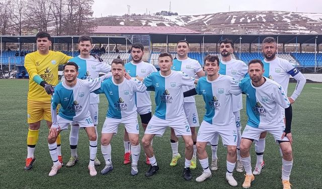Ahlat Spor deplasmanda 3 golle kazandı