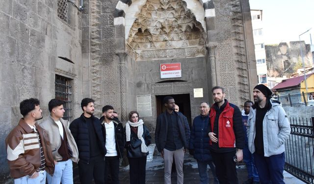 Uluslararası öğrencilerden Bitlis turu