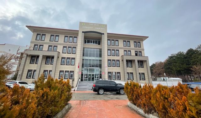 Tatvan’da sahte altın operasyonunda 2 şüpheli tutuklandı