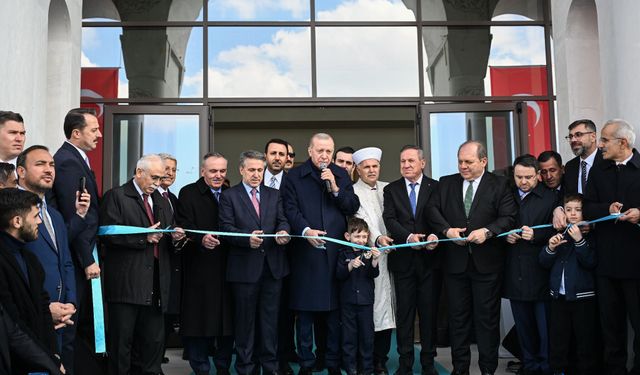 Bitlisli Ailenin vefa eseri camiyi Cumhurbaşkanı Erdoğan açtı