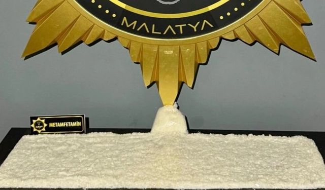 Malatya'da yolcu otobüsünde 11 kilo 400 gram metamfetamin yakalandı