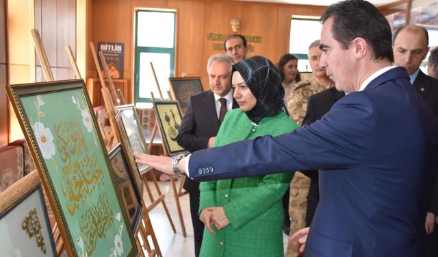 Bitlis'te Mevlid-i Nebi’nin 1500. yılına özel sergi