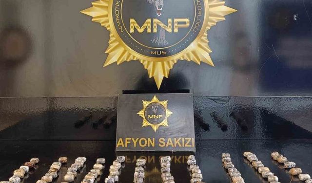 Muş’ta şüpheli yolcunun midesinden 118 kapsül uyuşturucu çıktı