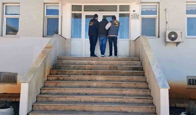 30 yıl kesinleşmiş hapis cezası olan 2 kişi Tunceli’de yakayı ele verdi