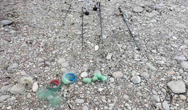 Elazığ'da kaçak balık avlayanlara operasyon düzenlendi