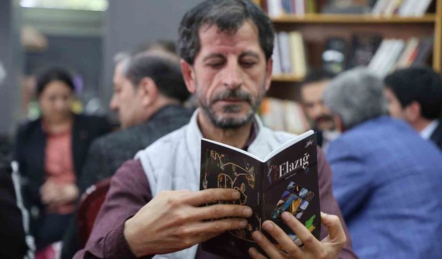 Elazığ'da kahvehaneler kitapla buluşuyor