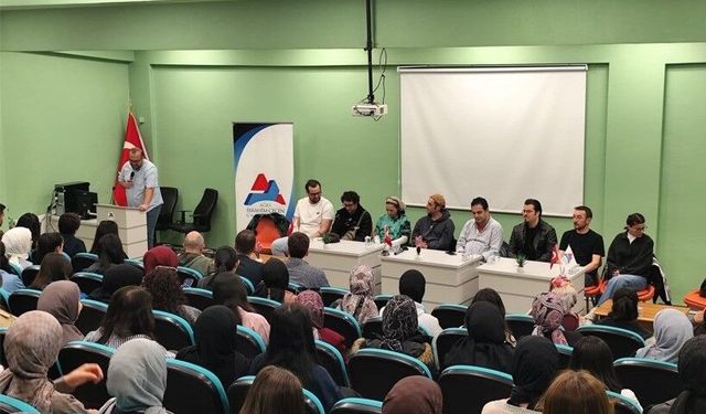 Erzurum Devlet Tiyatrosu oyuncuları doğuda sahne deneyimini anlattı