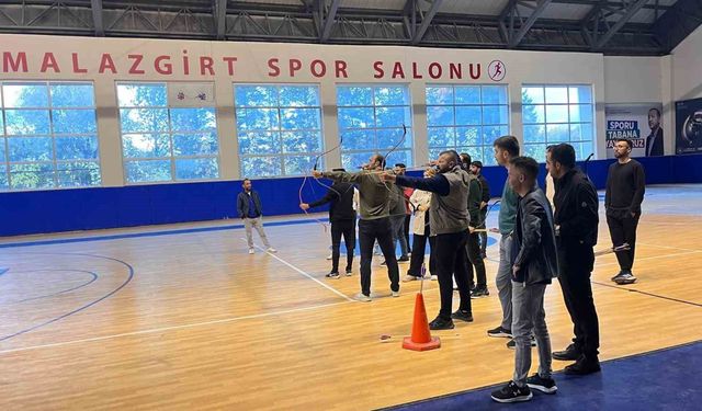 Malazgirt'te spor şenlikleri heyecanı başladı