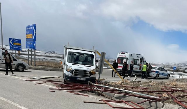 Van'da trafik kazasında 2 kişi yaralandı