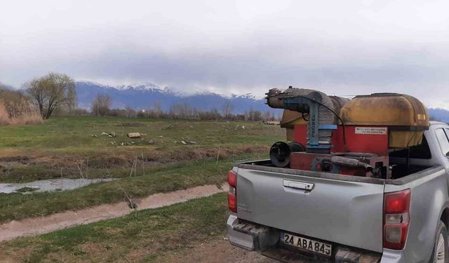 Yaz öncesi Erzincan’da larva temizliği çalışmaları hız kazandı