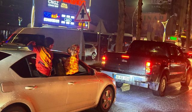 Tatvan’da Galatasaray’ın liderliği coşkuyla kutlandı