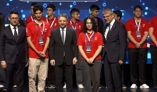 BİLSEM öğrencilerinden Edebiyatta gururlandıran başarı