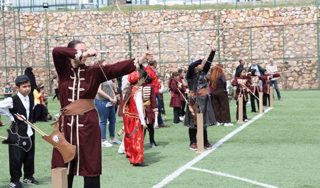 Elazığ'da okul sporlarında büyük heyecan yaşandı