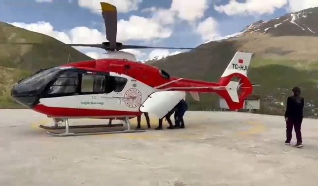 Helikopter ambulans, 78 yaşındaki hasta için havalandı