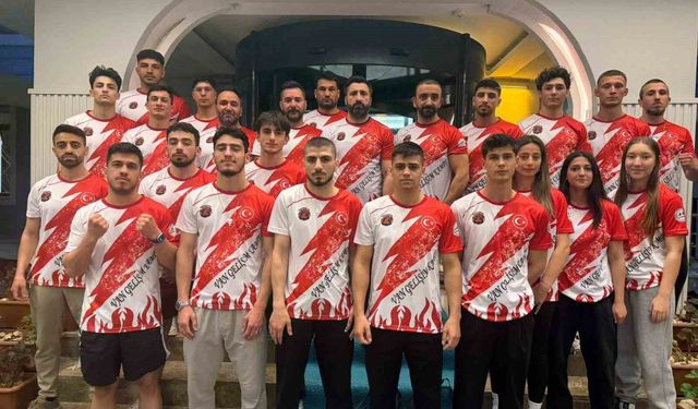 Milli sporcular yüksek irtifa kampı için Van’da