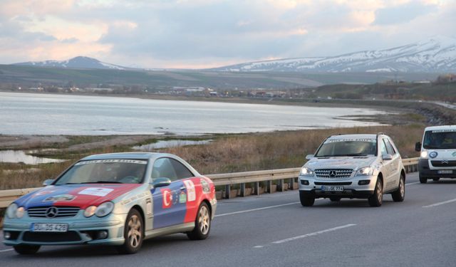 İpek Yolu Rallisi’nin Ahlat etabı başladı