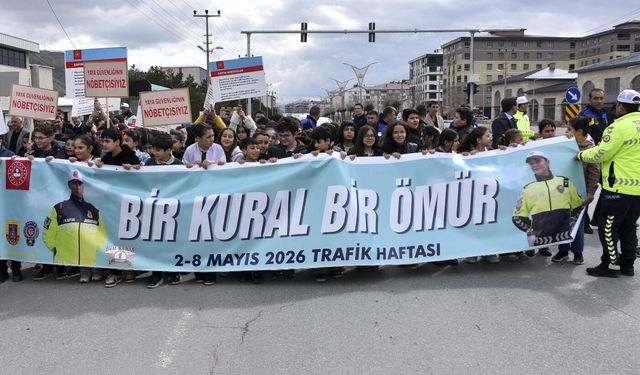 Bitlis’te Trafik Güvenliği Haftası etkinliği düzenlendi