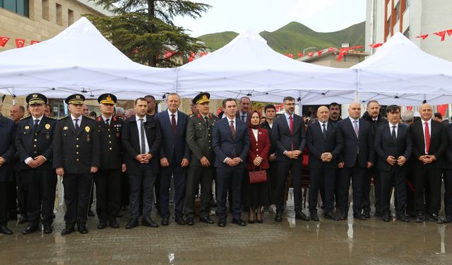 Bitlis’te 19 Mayıs coşkusu yağmura rağmen sürdü