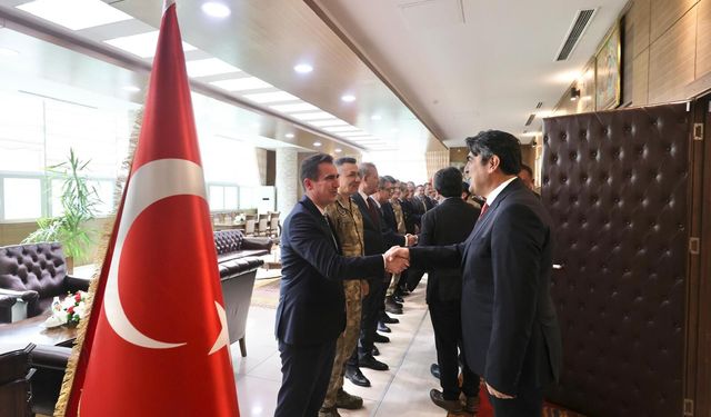 Bitlis’te bayramlaşma programında birlik ve beraberlik mesajı