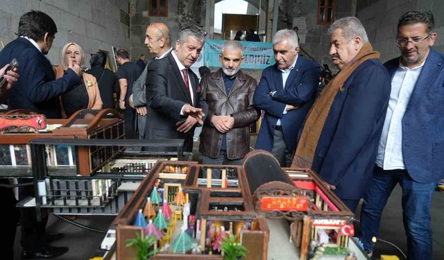 Çifte Minareli Medrese'de sanat rüzgarı esti