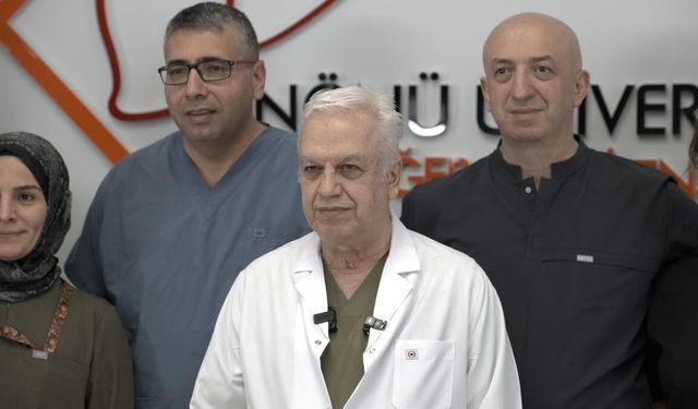Dünyanın ilk 8'li çapraz karaciğer nakli Malatya'da yapıldı