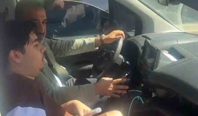 Elazığ’da sınava geç kalan öğrencilerin yardımına ekipler yetişti