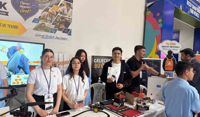 Gençlerin yetenekleri alkış topladı
