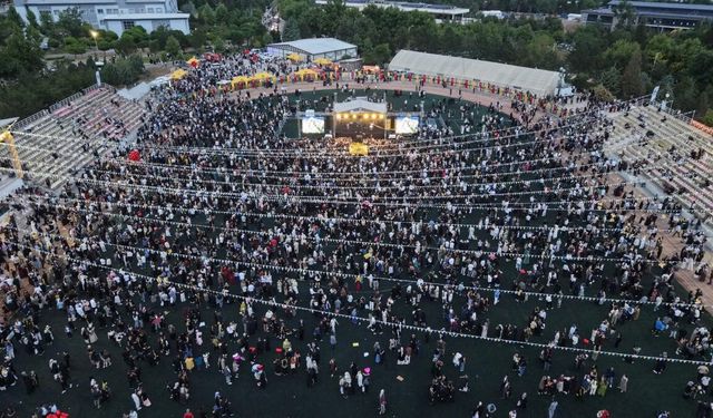 İnönü Üniversitesi'nde mezuniyet coşkusu yaşandı