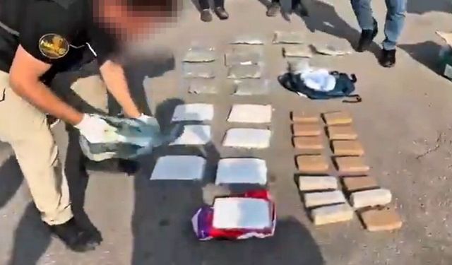Yüksekova'da 28 kilo uyuşturucuyla yakalanan doktor cezaevine gönderildi
