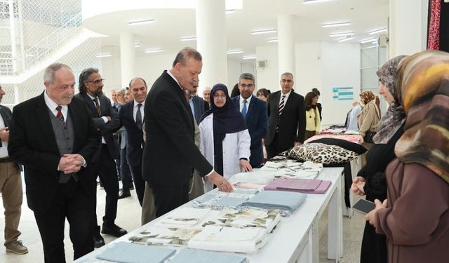 BEÜ sürekli eğitim merkezinde yıl sonu sergisi yoğun ilgi gördü