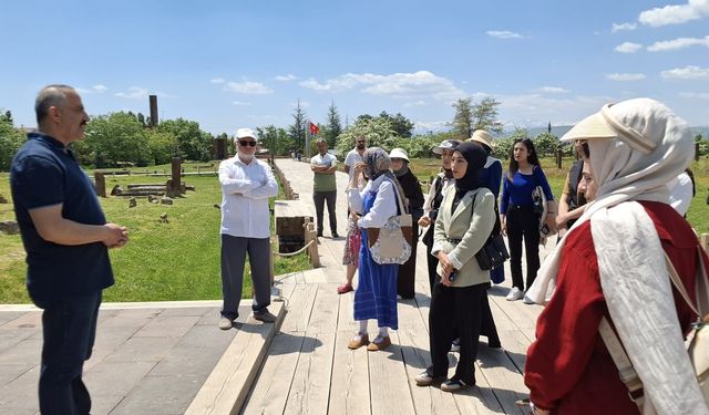 Eğitim Bir-Sen Bitlis Şubesi’nden kültürel etkinlik