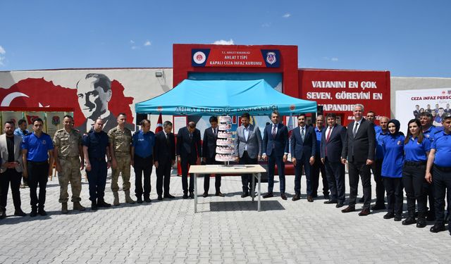 Ahlat Ceza İnfaz Kurumu’nda ‘6 Haziran Ceza İnfaz Kurumu Personel Günü’ kutlandı