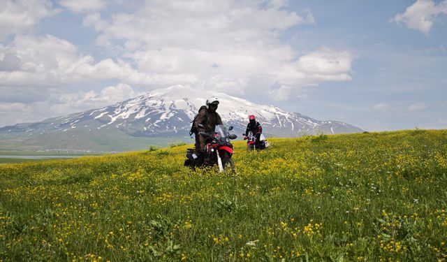 Sütey Yaylası’nda mantar mesaisi: Vatandaşlar motorlarıyla yaylayı geziyor