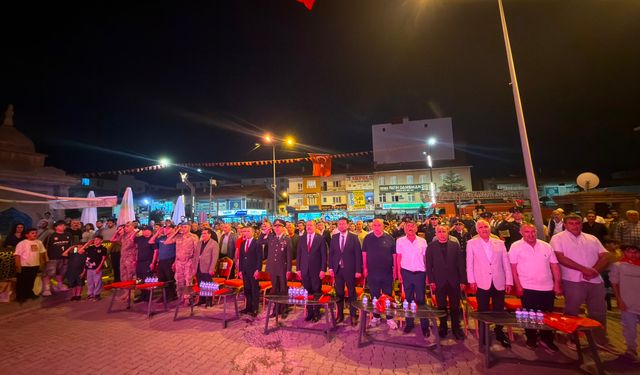 Ahlat’ta 15 Temmuz ruhu yeniden yaşatıldı